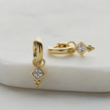 Mabel Huggie - Earring