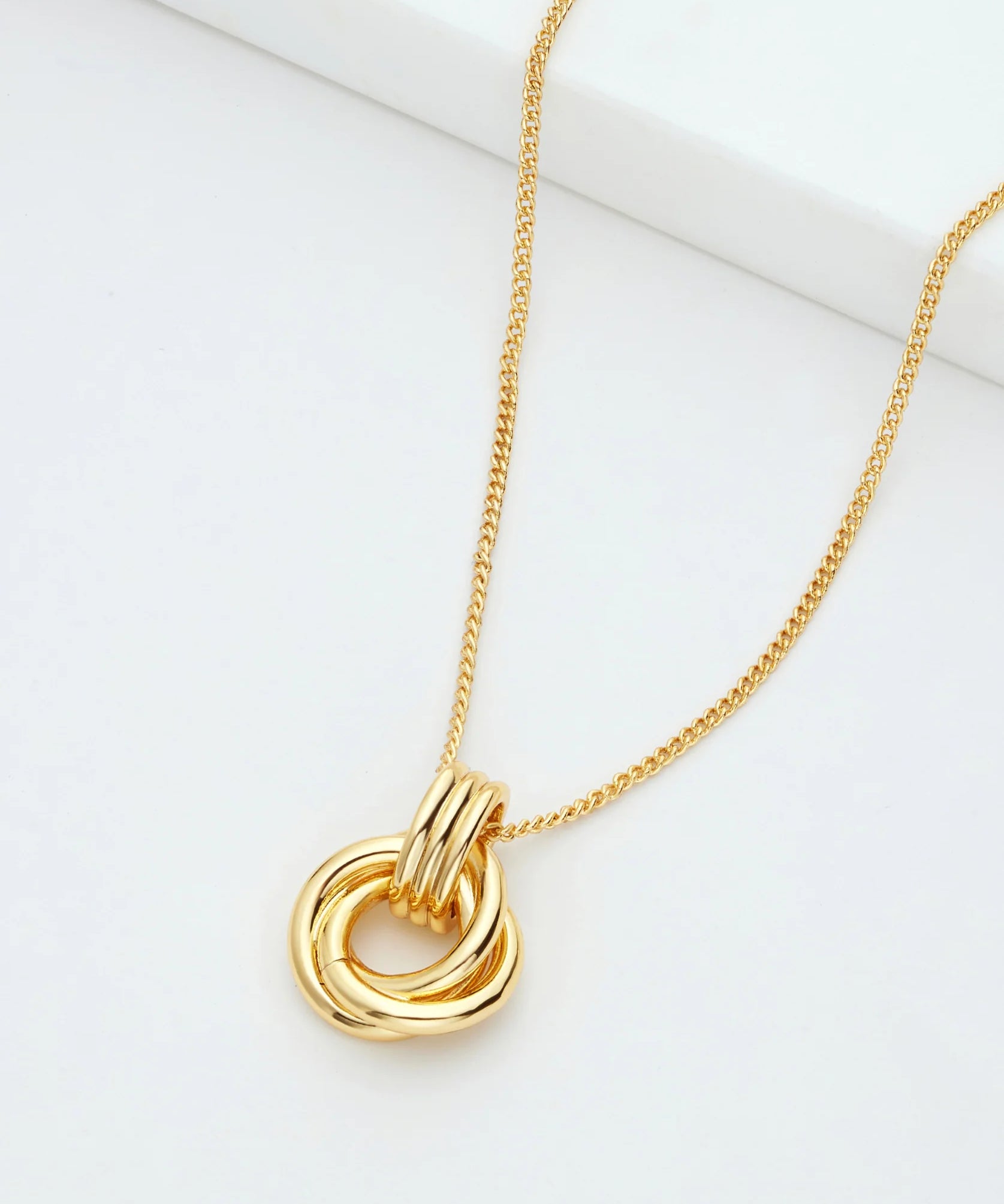 Poppy Necklace
