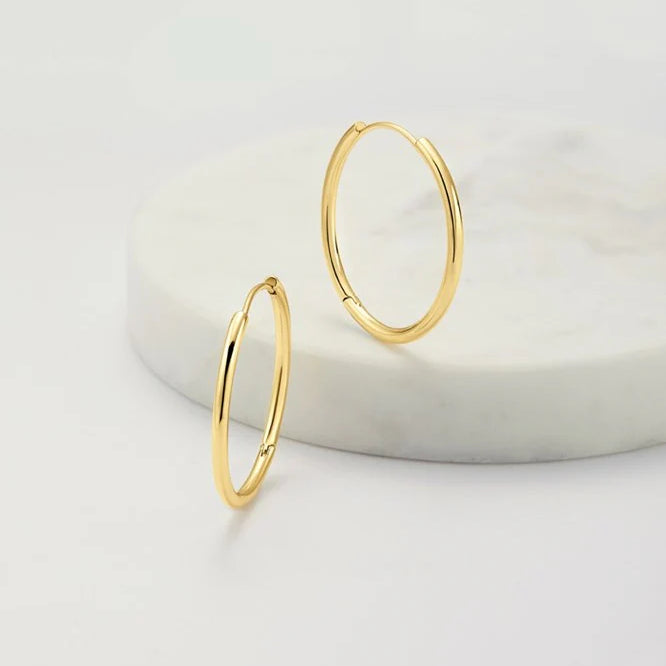 Delilah Hoop - Medium