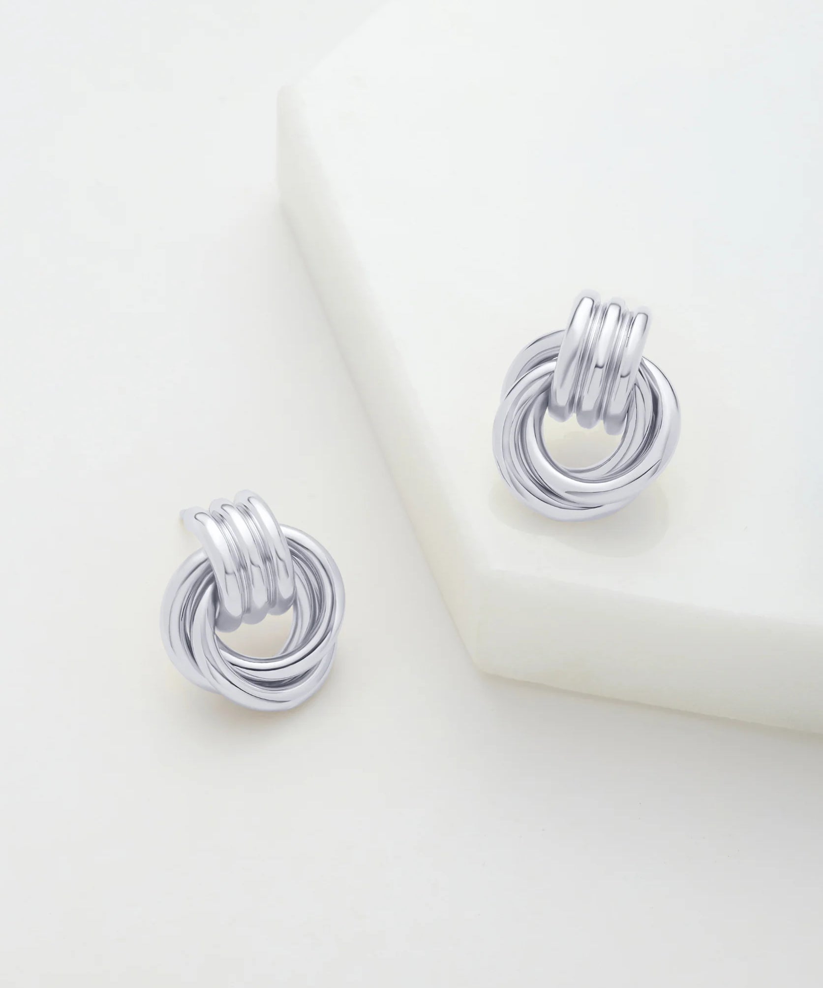 Poppy Earring