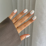Pressing Nails - White Oval (gel)