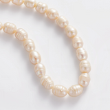 Luna Pearl Necklace