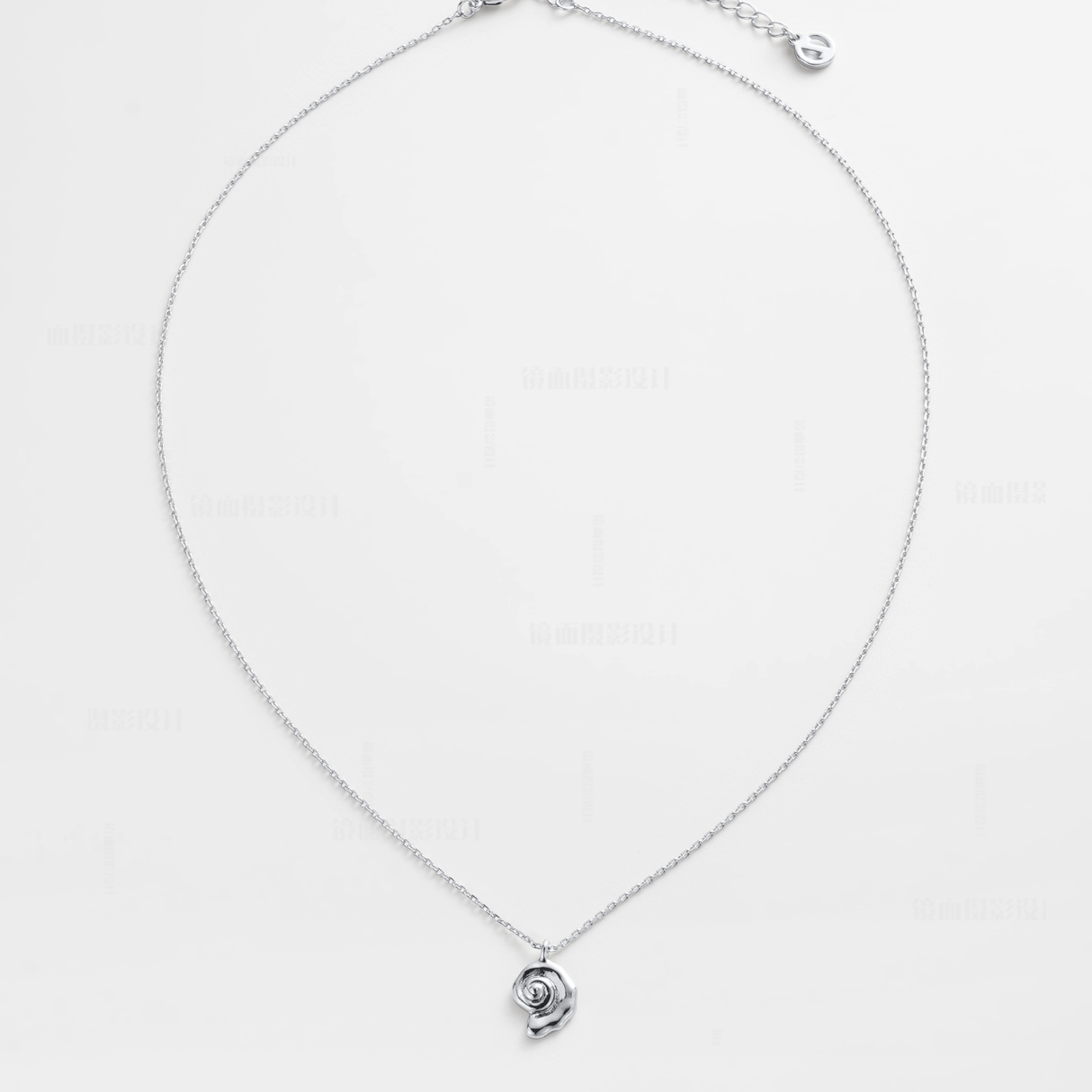 Shelly Mini Necklace