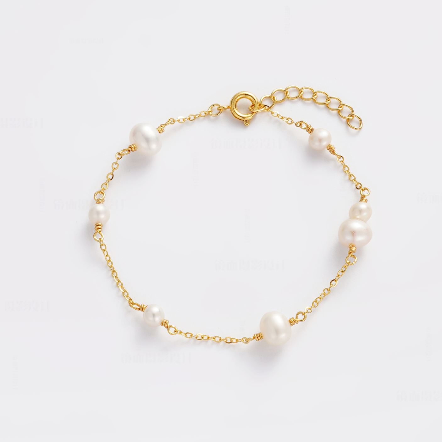 Luna Pearl Bracelet
