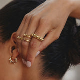 Stud Ring Gold