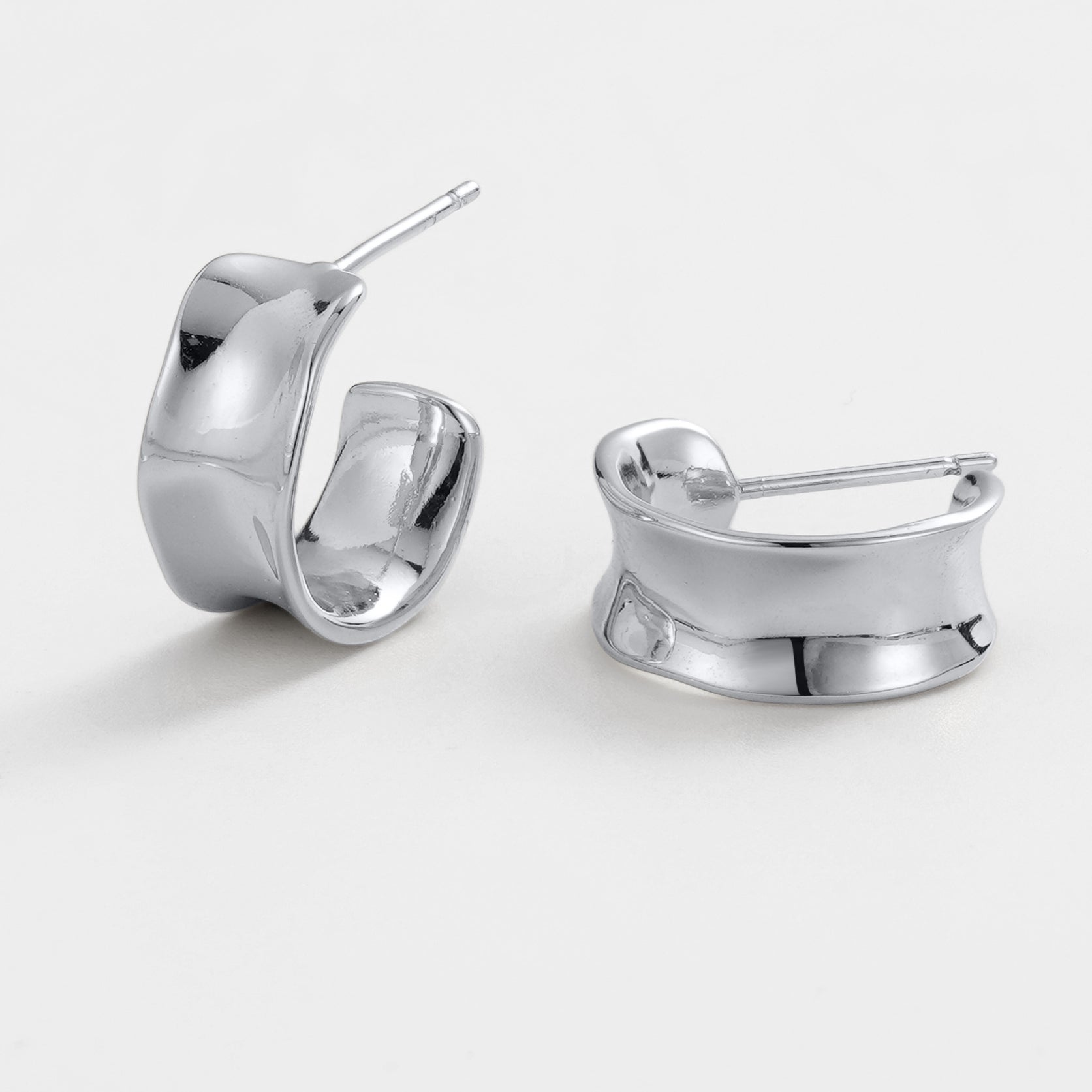 Nina Hoop - Earring