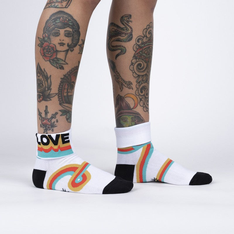 Groovy Love - Turn Cuff Women's Crew Socks