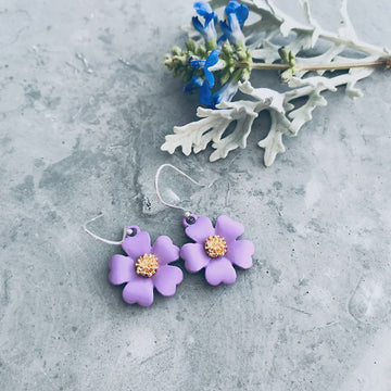 Vinca Flower Earrings - Purple