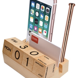 Calendar & Desk Tidy