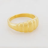 Mia Ring